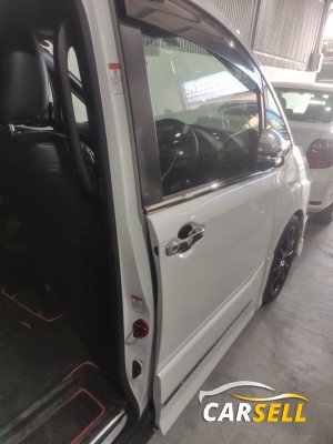 TOYOTA NOAH NON HYBRID 2019 Reconditioned Car