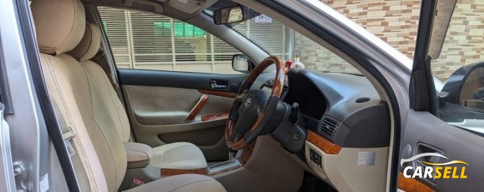 Toyota Premio Interior beige 2005 Used Car