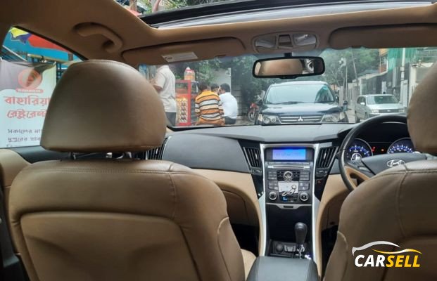 Hyundai Sonata 2010