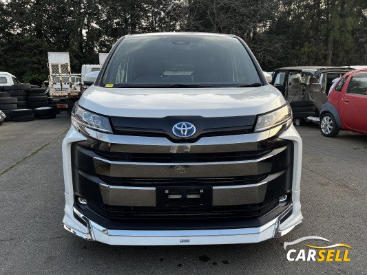Toyota Noha 2022