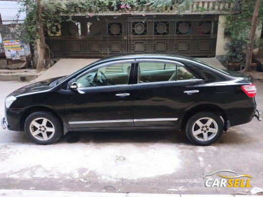 Toyota Premio F 2011 Black