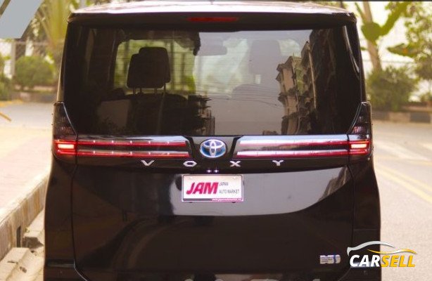 Toyota Voxy Hybrid S Z Package 2022 Recondition Car Sale