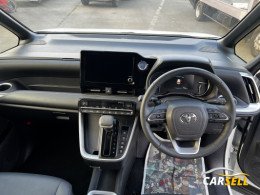 Toyota Noha 2022